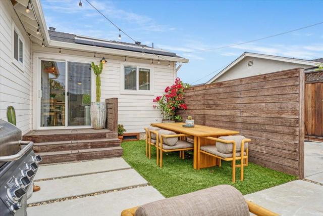 4310 Nova Drive, Santa Cruz CA: https://media.crmls.org/mediaz/7e381773-4936-4379-ad9f-deb983814bde.jpg