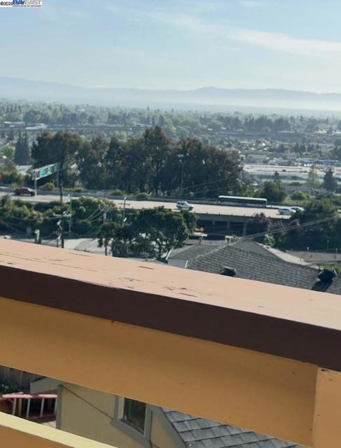 0 Robey Dr, Castro Valley CA: https://media.crmls.org/mediaz/7e3863aa-5913-4b2c-a628-bebe00690dd0.jpg