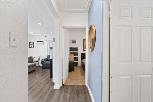 Detail Gallery Image 13 of 34 For 10517 S Normandie Ave., Los Angeles,  CA 90044 - 3 Beds | 1/1 Baths