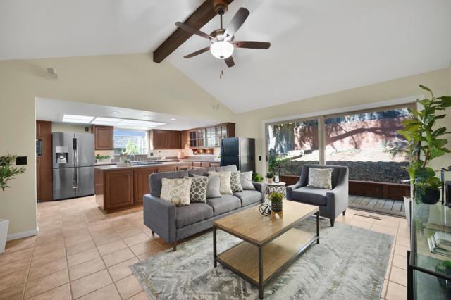 16715 Cerro Vista Drive, Morgan Hill CA: https://media.crmls.org/mediaz/7e395770-b25f-471f-8035-1ff6ac74fca6.jpg