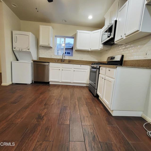 Detail Gallery Image 9 of 25 For 4406 Toland Way, Los Angeles,  CA 90041 - 3 Beds | 2 Baths