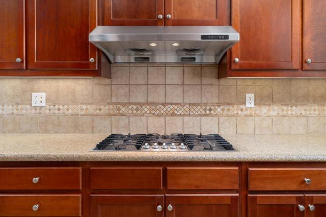 5300 Fioli Loop, San Ramon CA: https://media.crmls.org/mediaz/7e3a3927-4339-4a9c-998a-a729ddb30563.jpg
