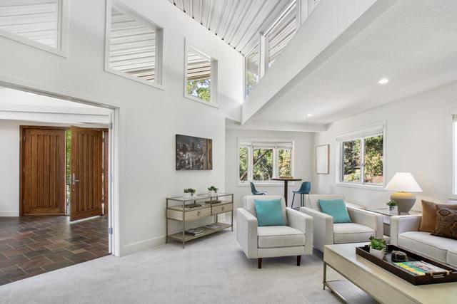 415 Golden Oak Drive, Portola Valley CA: https://media.crmls.org/mediaz/7e3e81aa-699a-452c-b61b-25be9021a2b0.jpg