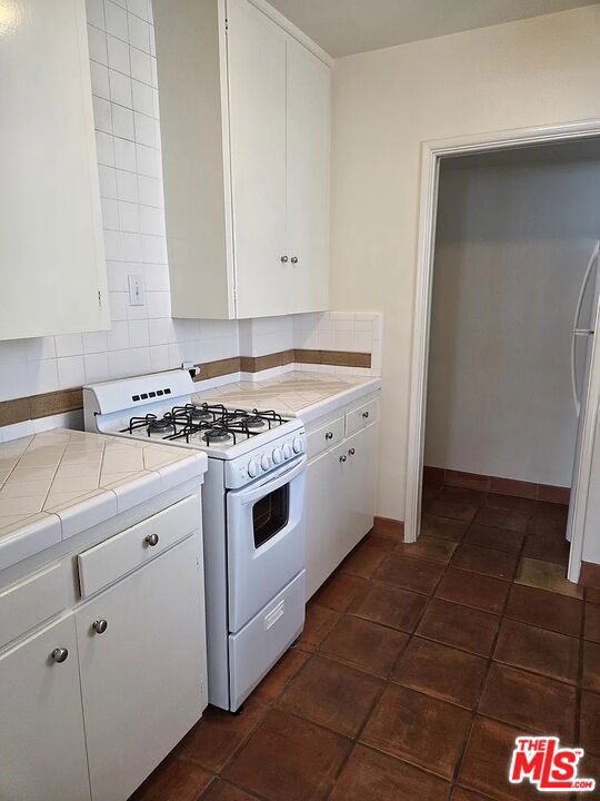 136 28th Street, Hermosa Beach, California 90254, 0 ,Residential Income,For Sale,28th,0,26874939