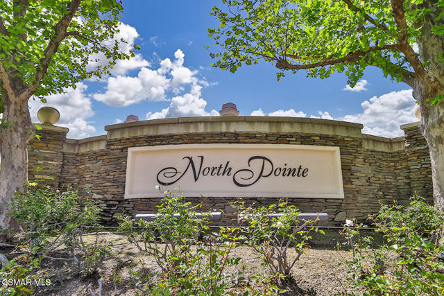 2589 Featherwood Street, Westlake Village CA: https://media.crmls.org/mediaz/7e4078ea-e2db-4331-84f1-69ee591d2e40.jpg