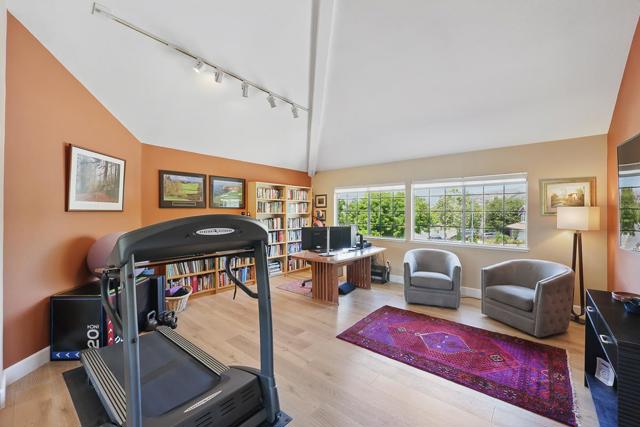3239 Pinot Blanc Way, San Jose CA: https://media.crmls.org/mediaz/7e40a2e8-d975-4970-b040-123dd9c004ab.jpg