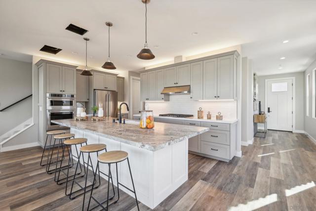2936 Copley Ave, San Diego CA: https://media.crmls.org/mediaz/7e415073-5289-4b1a-b956-de9e7b77e6bd.jpg