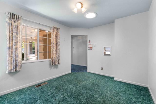 1116 17th Avenue, Redwood City CA: https://media.crmls.org/mediaz/7e415146-d962-490d-81f4-aec431642a36.jpg