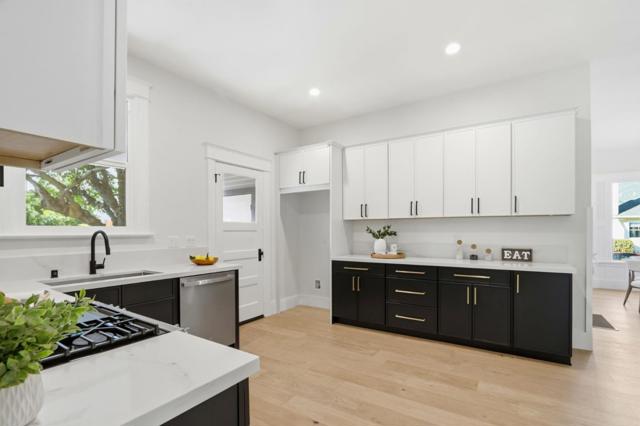 401 S 13th Street, San Jose CA: https://media.crmls.org/mediaz/7e419149-18bd-4833-b1a4-8c7daef5b026.jpg