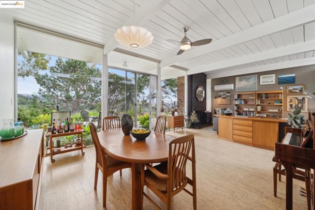 5345 Crown Ct, Castro Valley CA: https://media.crmls.org/mediaz/7e4200ce-4668-475f-a05d-5298095f62d6.jpg