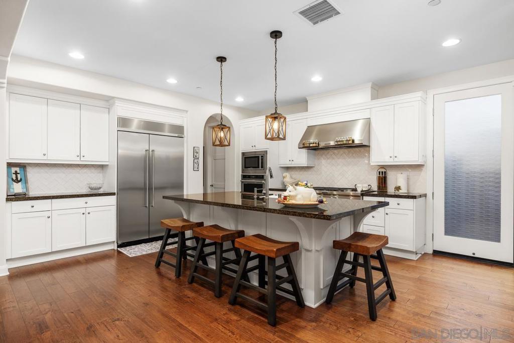 2819 Lido Pl - photo 6