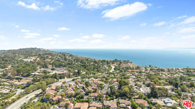5567 Mistridge Drive, Rancho Palos Verdes, California 90275, 5 Bedrooms Bedrooms, ,4 BathroomsBathrooms,Residential,For Sale,Mistridge,25586353