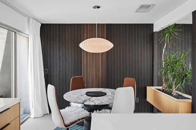1740 N Via Miraleste, Palm Springs CA: https://media.crmls.org/mediaz/7e42b2f0-0b57-47aa-aee1-0688b523a51c.jpg