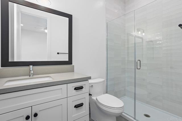 1203 Stonemark Place, Vista CA: https://media.crmls.org/mediaz/7e4407e7-b3e9-48af-bb15-9f88b9266bd9.jpg