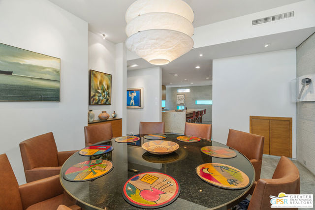 Image 40 of 52 For 27 Grande View Court