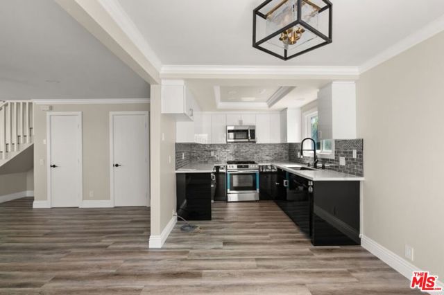 24802 La Paz Avenue, Dana Point CA: https://media.crmls.org/mediaz/7e458a50-62fc-443c-b6b7-1e3cd6a5edc6.jpg