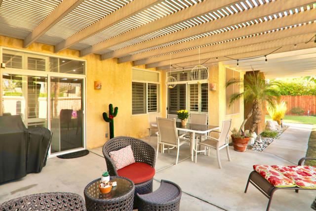 Image 17 of 24 For 69520 Siena Court