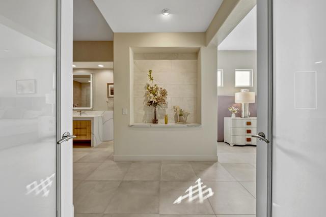 134 E Kavenish Drive, Rancho Mirage CA: https://media.crmls.org/mediaz/7e471fa0-56a9-4822-919f-67d27801d17d.jpg