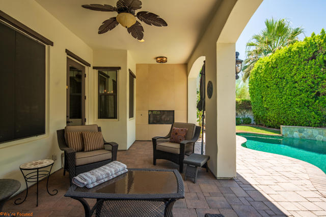 51865 Via Bendita, La Quinta CA: https://media.crmls.org/mediaz/7e47288a-6e89-42b3-857c-8946f13da597.jpg