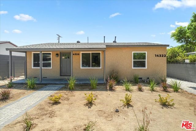 14320 Osborne Street, Panorama City, California 91402, 5 Bedrooms Bedrooms, ,4 BathroomsBathrooms,Single Family Residence,For Sale,Osborne,24431995