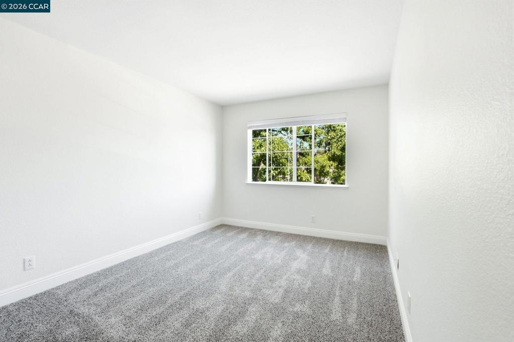 https://media.crmls.org/mediaz/7e47a18b-216a-413b-accc-8638b5fcf461.jpg?preset=X-Large