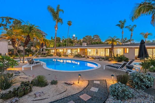 11020 Horizon Hills Dr, El Cajon CA: https://media.crmls.org/mediaz/7e495969-10ce-469c-aad3-40835901425c.jpg