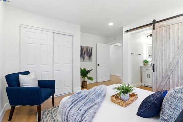 19157 Parsons Ave, Castro Valley CA: https://media.crmls.org/mediaz/7e49727e-0d34-4755-9e00-3f72d278c3b9.jpg