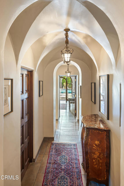 Detail Gallery Image 30 of 39 For 262 S San Rafael Ave, Pasadena,  CA 91105 - 6 Beds | 5/6 Baths