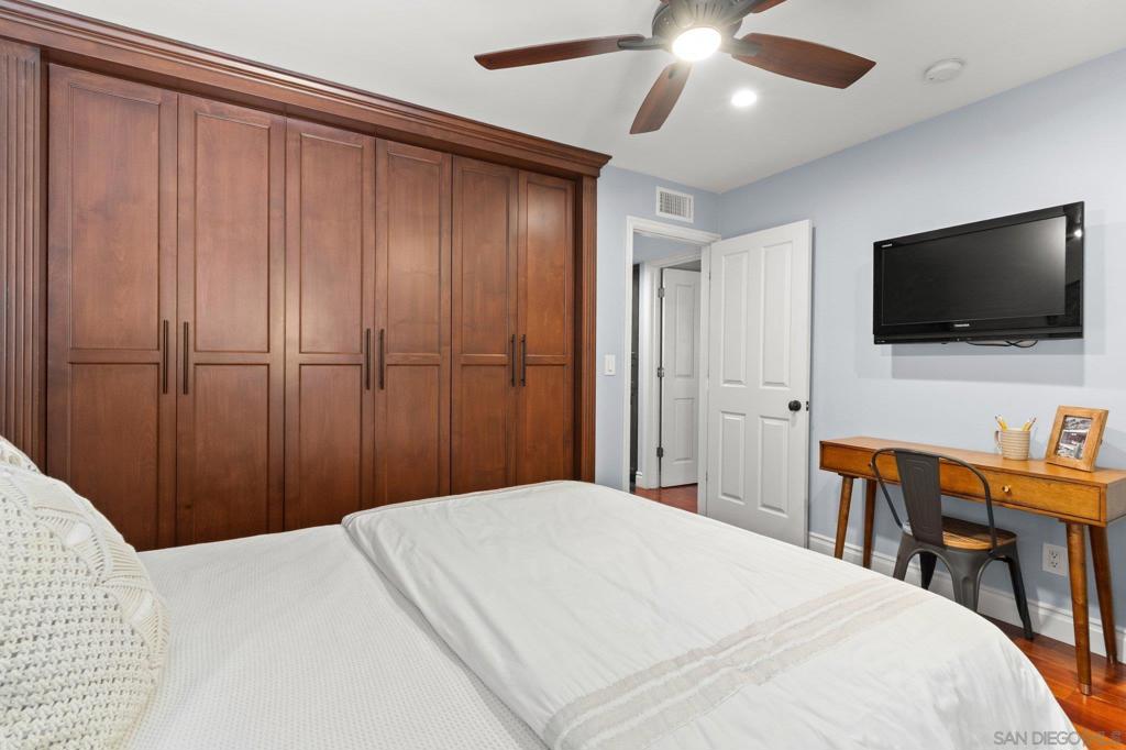 3633 Indiana Street - photo 19