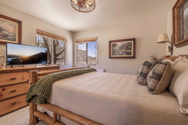 1188 Monte Vista Drive, Big Bear CA: https://media.crmls.org/mediaz/7e4b301a-0727-464a-b7a7-6f56fbe9cd42.jpg