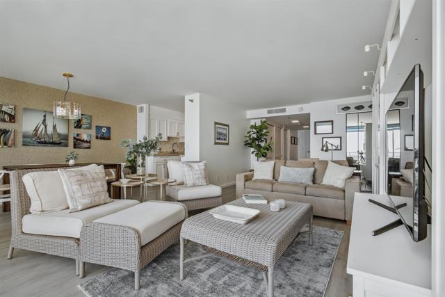 Detail Gallery Image 11 of 41 For 1750 Avenida Del Mundo #601,  Coronado,  CA 92118 - 1 Beds | 1 Baths