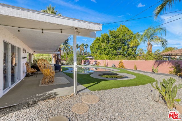 74060 Setting Sun Trail, Palm Desert CA: https://media.crmls.org/mediaz/7e4d622f-7e29-479a-98fb-65dde513e1cd.jpg