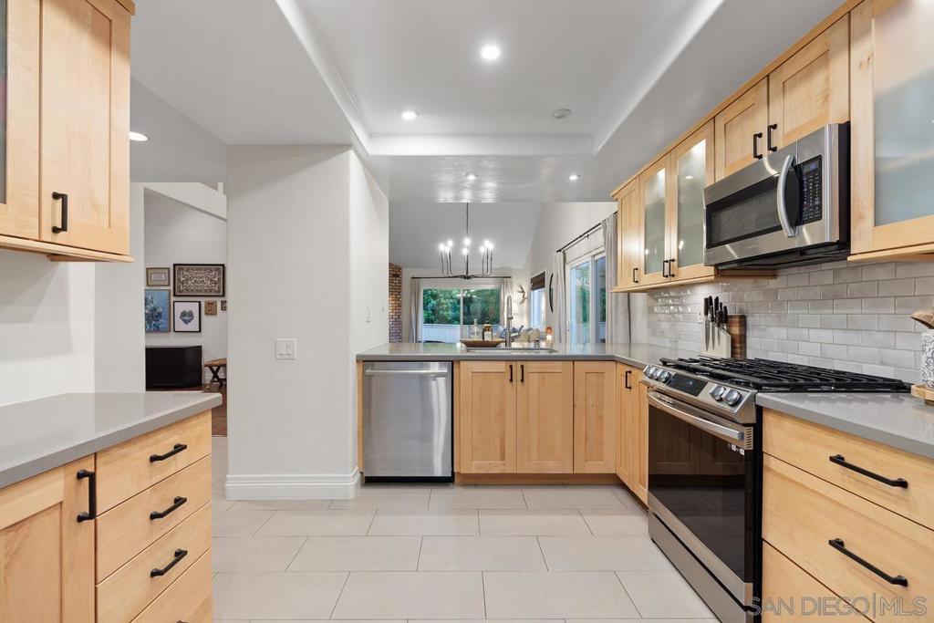 3343 Del Rio Ct - photo 12