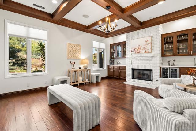 17941 Vista Lomas Dr, Poway CA: https://media.crmls.org/mediaz/7e4e3272-e806-4699-bbcc-a7d55a90fc93.jpg