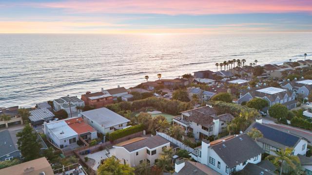 Detail Gallery Image 31 of 45 For 1629 Neptune Ave, Encinitas,  CA 92024 - 3 Beds | 3 Baths