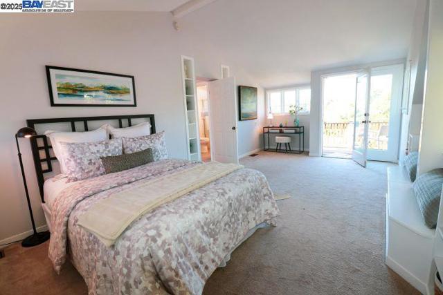 828 Everett Ave, Oakland CA: https://media.crmls.org/mediaz/7e4f370d-6891-44db-a7cf-bba377776106.jpg