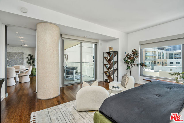 6250 Hollywood Boulevard, Los Angeles CA: https://media.crmls.org/mediaz/7e4f8adc-3ae5-44b4-8f67-f14e2bdb57a3.jpg