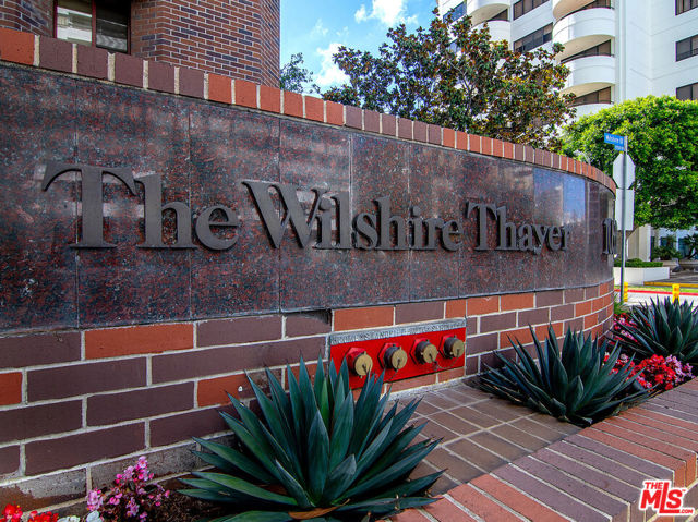 10550 Wilshire Boulevard, 503 photo 2