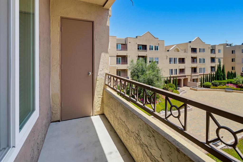 8889 Caminito Plaza Centro - photo 14