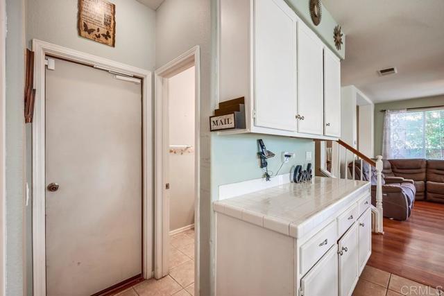 Detail Gallery Image 20 of 45 For 33018 Terrace Dr, Temecula,  CA 92592 - 5 Beds | 2/1 Baths