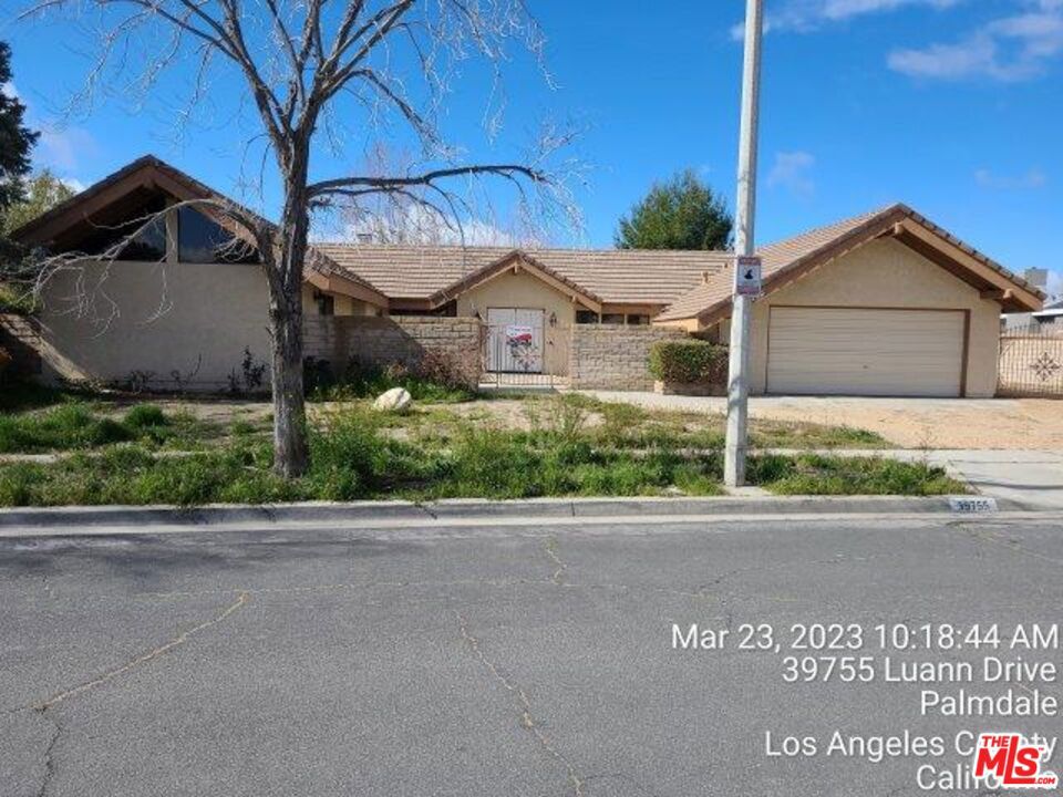 39755 Luann Drive, Palmdale, CA 93551