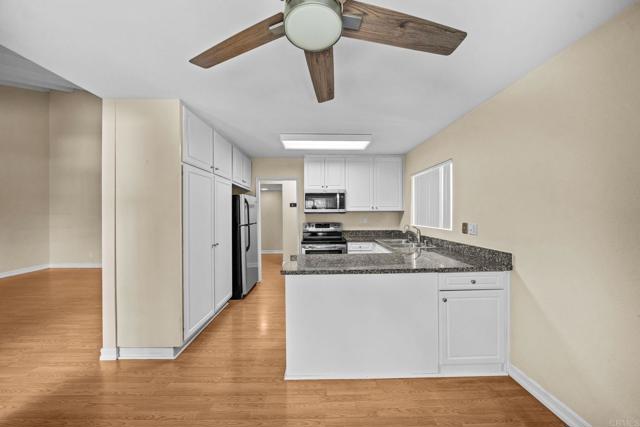 Detail Gallery Image 18 of 47 For 17075 W Bernardo Dr #208,  San Diego,  CA 92127 - 2 Beds | 2 Baths