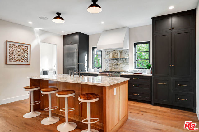 8617 Rugby Drive, West Hollywood CA: https://media.crmls.org/mediaz/7e541f81-5c4e-42ff-8436-da08eddce037.jpg