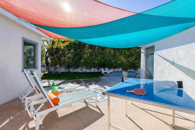 133 W San Carlos Road, Palm Springs CA: https://media.crmls.org/mediaz/7e547179-0440-4339-a0d4-8f6d82afd55e.jpg
