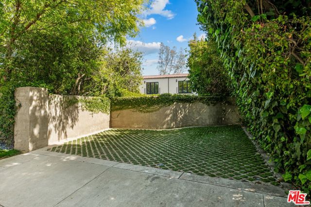 Drew Fenton | 10472 Revuelta Way Los Angeles CA | MLS: 7135109