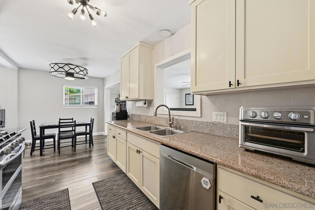 1500 Citrus Ave. - photo 9