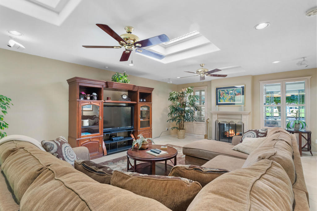 MLS #219138108DA image #17