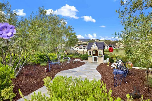 8366 The Landing Way, San Diego CA: https://media.crmls.org/mediaz/7e55f1f3-0031-4009-b387-b54c7b832788.jpg