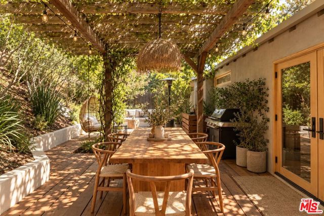2 Bed Home for Sale in Los Angeles, California