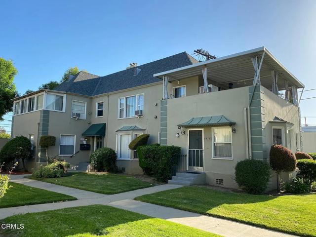 1420 E Wilson Avenue, Glendale CA: https://media.crmls.org/mediaz/7e5702d3-b413-41c0-86ba-7d36f90f4727.jpg